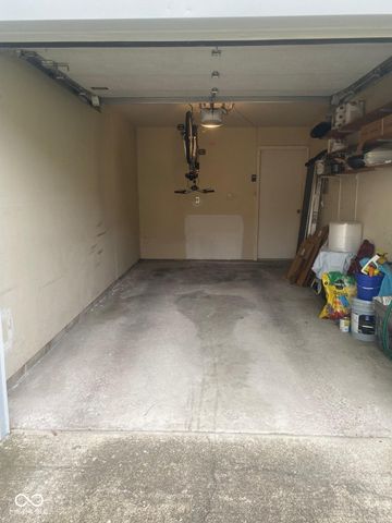 8043 Valley Farms Lane, Indianapolis, IN 46214