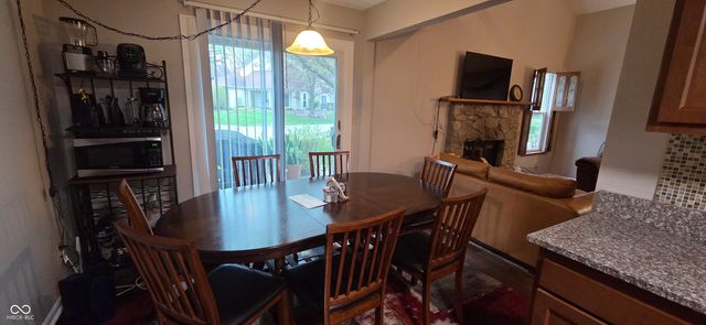 8043 Valley Farms Lane, Indianapolis, IN 46214