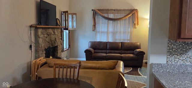 8043 Valley Farms Lane, Indianapolis, IN 46214
