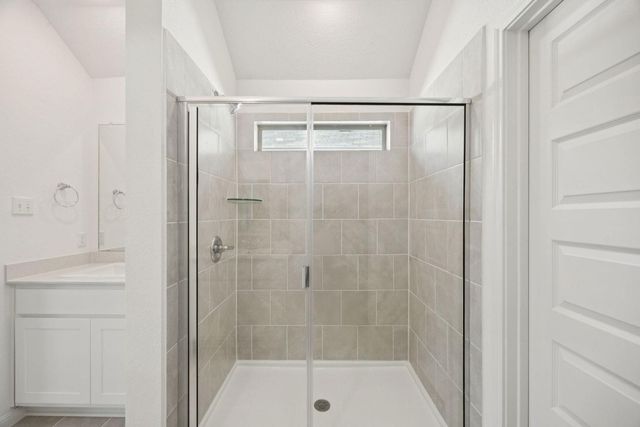 137 Tolo DR, Elgin, TX 78621