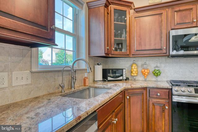 138 CONNECTICUT AVE, Reading, PA 19608