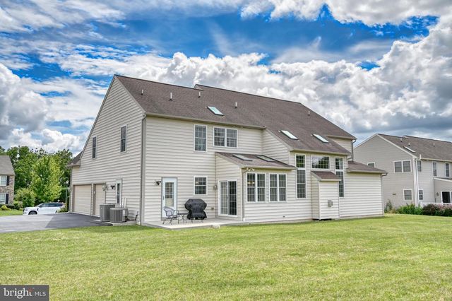 138 CONNECTICUT AVE, Reading, PA 19608