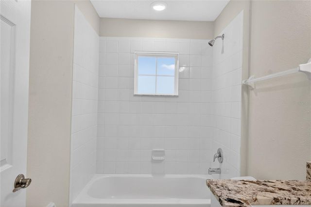 176 HOLLY VILLAGE DRIVE, Davenport, FL 33837