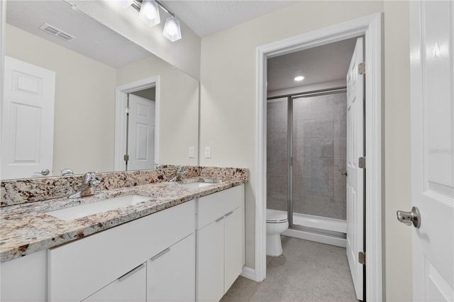 176 HOLLY VILLAGE DRIVE, Davenport, FL 33837