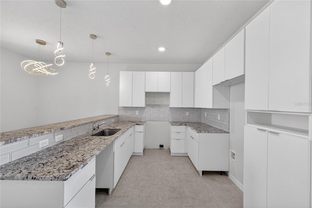 176 HOLLY VILLAGE DRIVE, Davenport, FL 33837