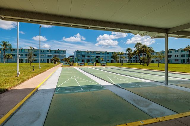 4715 BAY STREET NE 222, St Petersburg, FL 33703