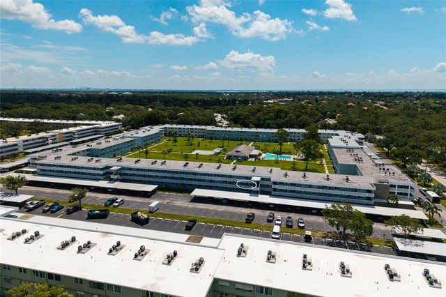 4715 BAY STREET NE 222, St Petersburg, FL 33703