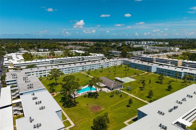 4715 BAY STREET NE 222, St Petersburg, FL 33703