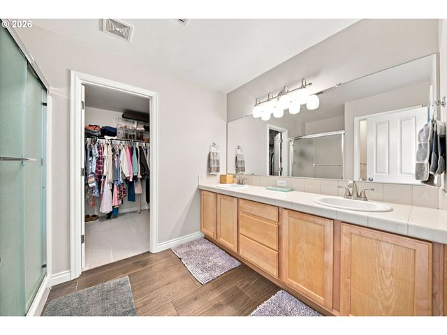 15548 Se Eckert, Damascus, OR 97089