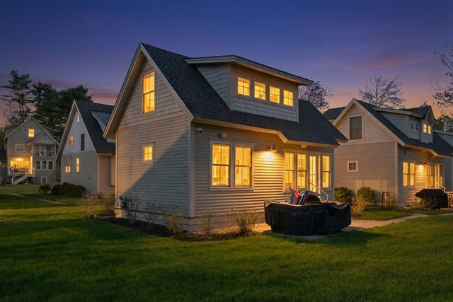 14-G Lake Shore Drive, Moultonborough, NH 03254
