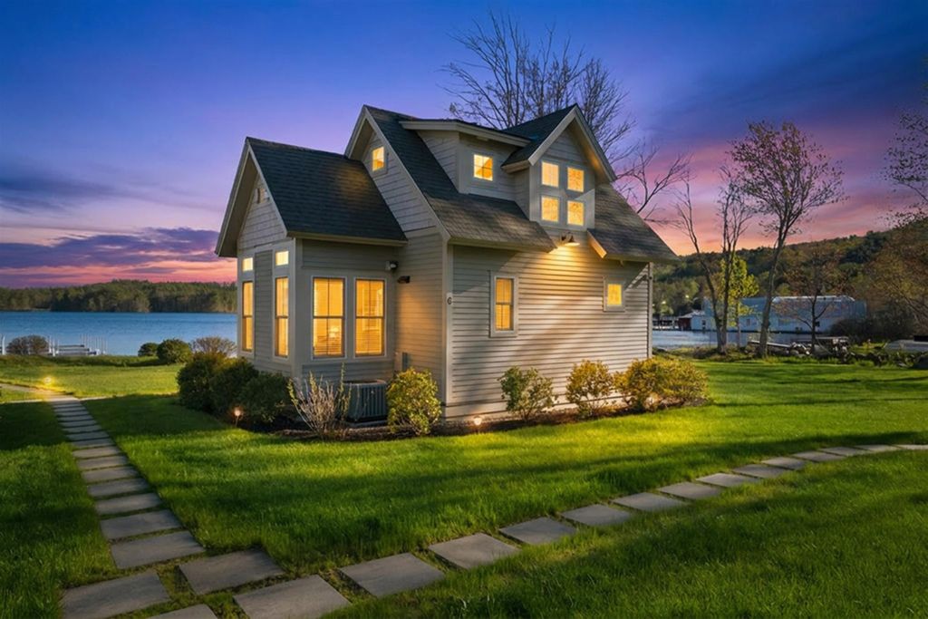 14-G Lake Shore Drive, Moultonborough, NH 03254