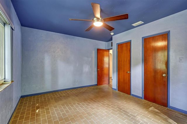 151 20TH AVENUE S, St Petersburg, FL 33705