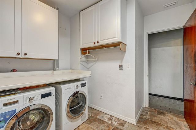 151 20TH AVENUE S, St Petersburg, FL 33705