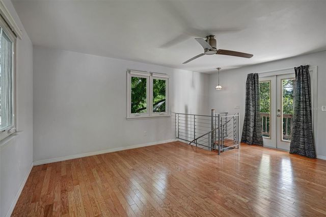 151 20TH AVENUE S, St Petersburg, FL 33705