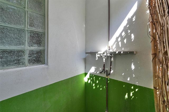 151 20TH AVENUE S, St Petersburg, FL 33705