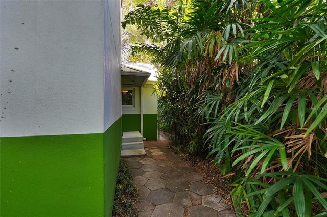 151 20TH AVENUE S, St Petersburg, FL 33705