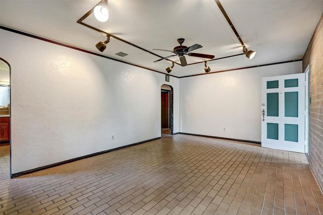 151 20TH AVENUE S, St Petersburg, FL 33705