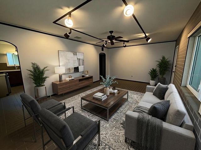 151 20TH AVENUE S, St Petersburg, FL 33705