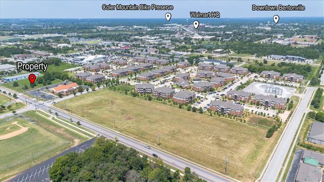 SE 28th Street, Bentonville, AR 72712