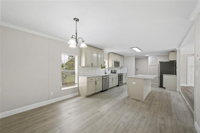 3046 CRYSTAL HILLS DRIVE, Lakeland, FL 33801