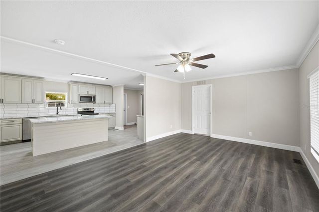 3046 CRYSTAL HILLS DRIVE, Lakeland, FL 33801