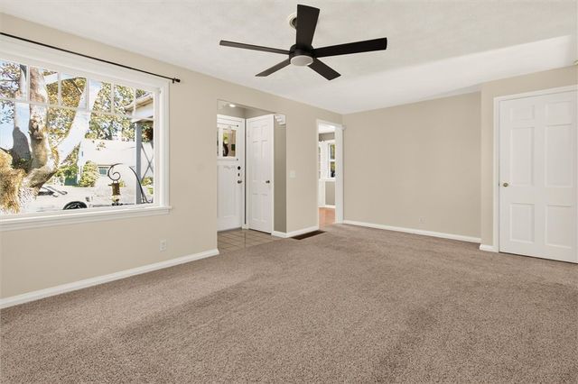 97 Glenthorne Rd, Rochester, NY 14615
