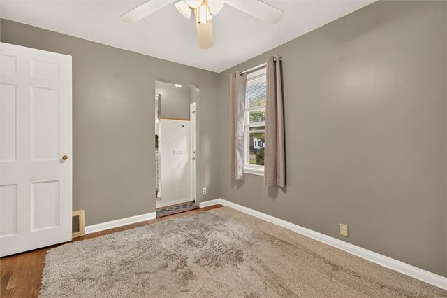 97 Glenthorne Rd, Rochester, NY 14615