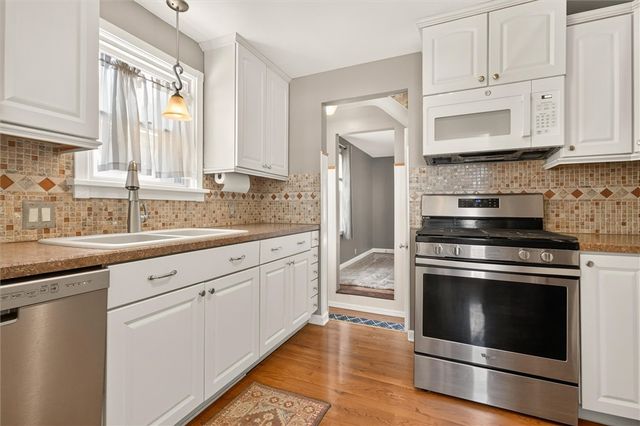 97 Glenthorne Rd, Rochester, NY 14615