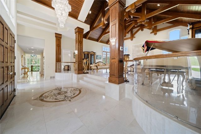 2310 NE Lakeridge Place, North Liberty, IA 52317