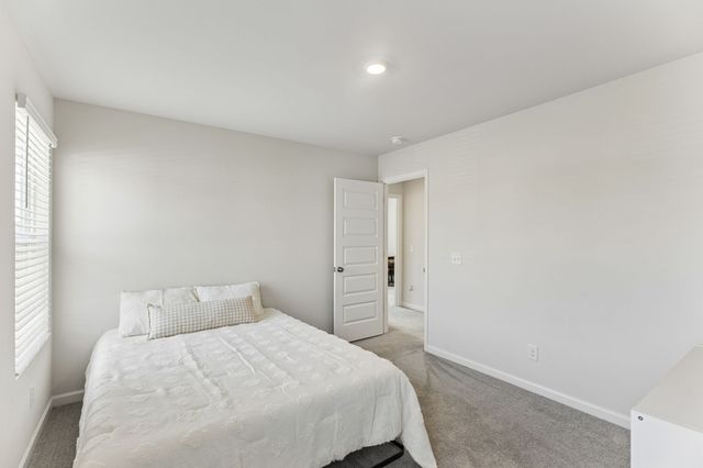 3341 Steadman St, Columbia, TN 38401