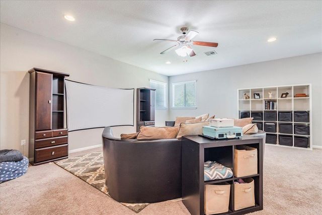 154 Screech Owl DR, Kyle, TX 78640