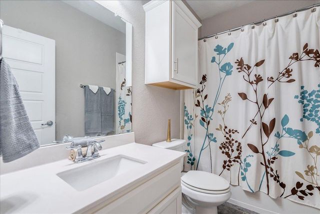 154 Screech Owl DR, Kyle, TX 78640