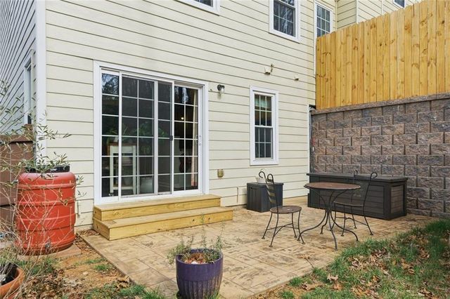 2531 Thorngate Drive, Acworth, GA 30101