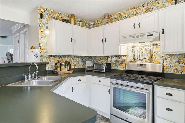 2531 Thorngate Drive, Acworth, GA 30101