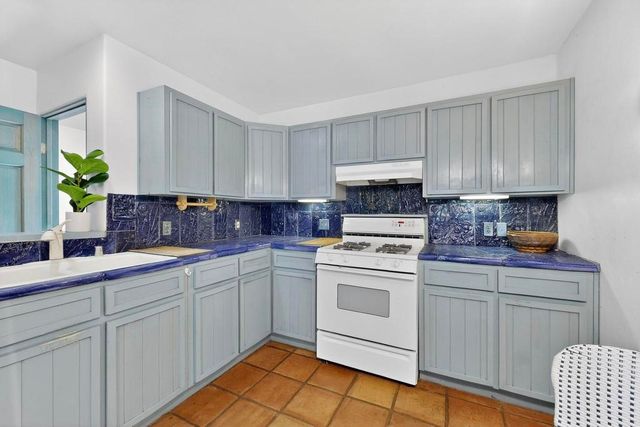 200 Ojo De La Vaca, Santa Fe, NM 87508