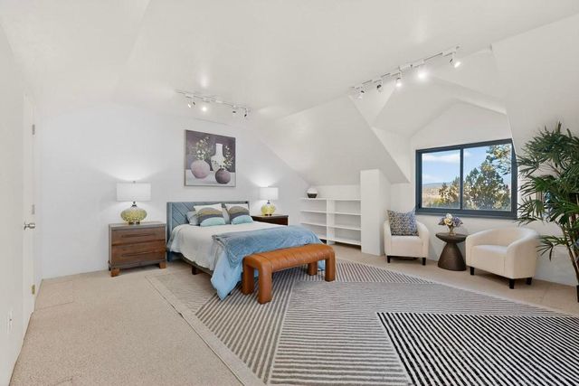 200 Ojo De La Vaca, Santa Fe, NM 87508