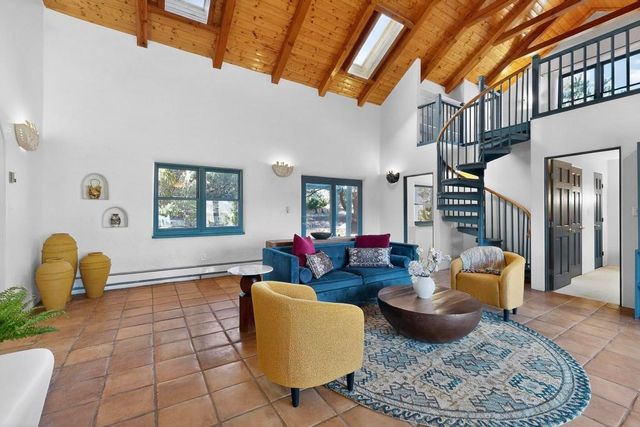 200 Ojo De La Vaca, Santa Fe, NM 87508