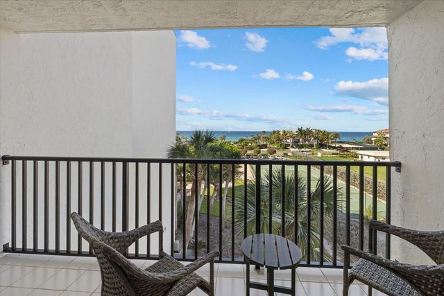 3240 GULF OF MEXICO DRIVE B402, Longboat Key, FL 34228