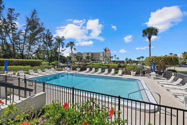 3240 GULF OF MEXICO DRIVE B402, Longboat Key, FL 34228