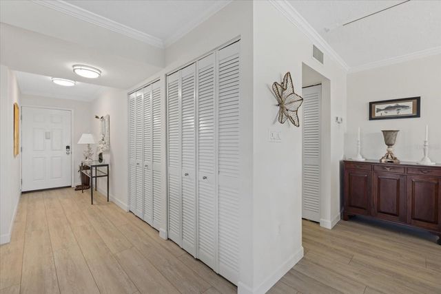 3240 GULF OF MEXICO DRIVE B402, Longboat Key, FL 34228