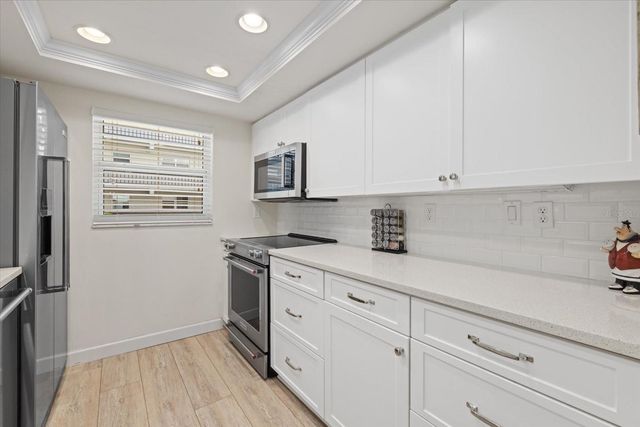 3240 GULF OF MEXICO DRIVE B402, Longboat Key, FL 34228