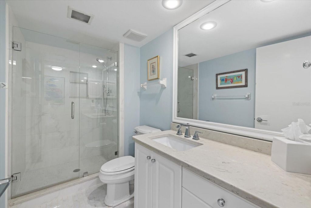 Image 28 of property listing at 3240 GULF OF MEXICO DRIVE B402, Longboat Key, FL 34228