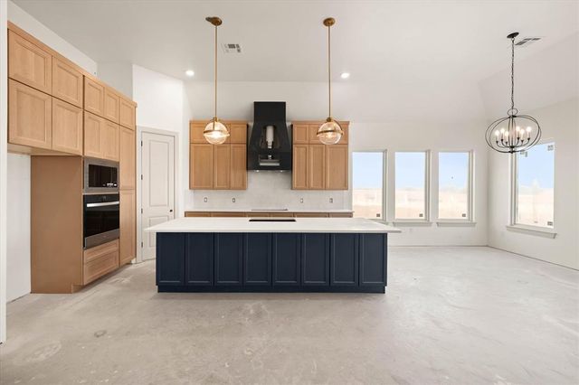 19400 S Country Drive, Edmond, OK 73012