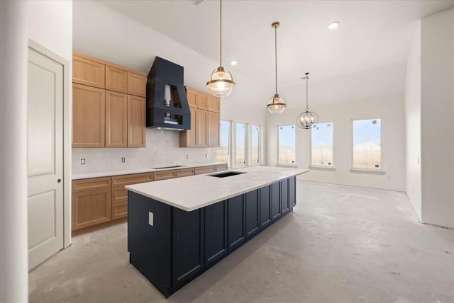 19400 S Country Drive, Edmond, OK 73012