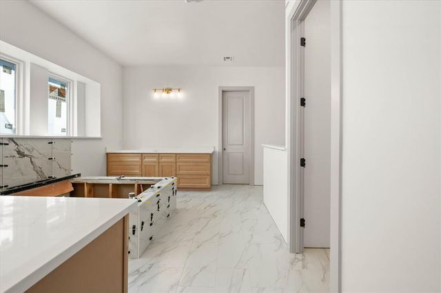 19400 S Country Drive, Edmond, OK 73012