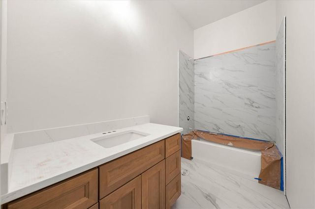 19400 S Country Drive, Edmond, OK 73012