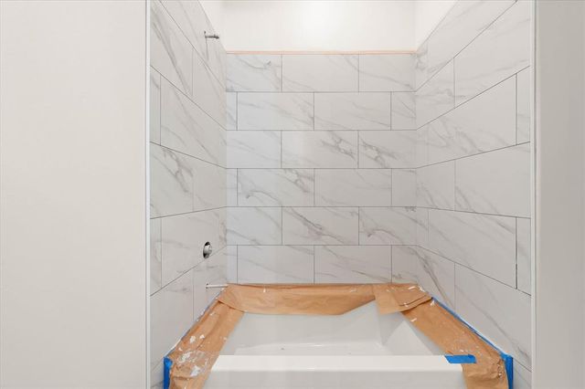 19400 S Country Drive, Edmond, OK 73012