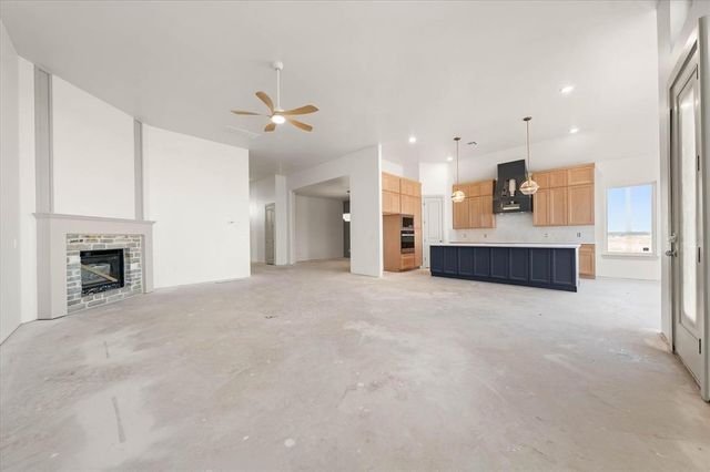 19400 S Country Drive, Edmond, OK 73012