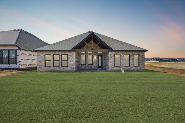 19400 S Country Drive, Edmond, OK 73012