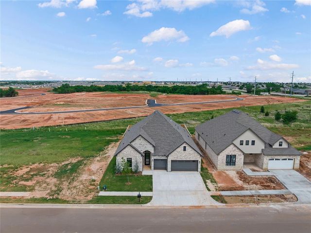 19400 S Country Drive, Edmond, OK 73012